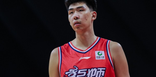 九游娱乐官方入口-胡金秋27+9爆发！卫冕冠军广厦灭广州止连败 袁照耀20+5三分